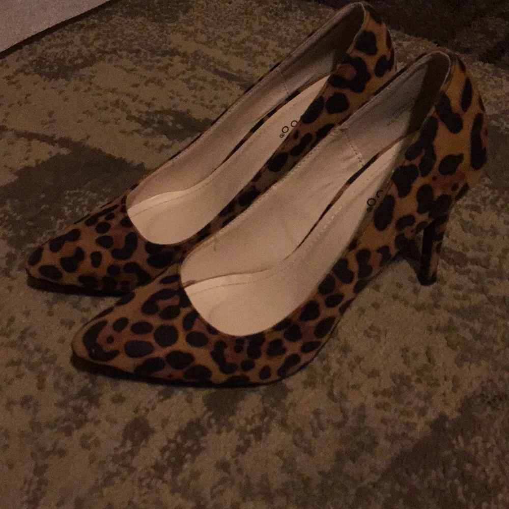 Leopard heels